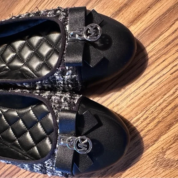 Michael Kors Black Tweed Ballet Flats - Picture 2 of 7